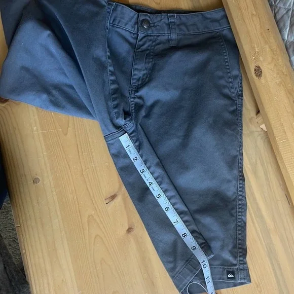**SALE**3/$15! Quicksilver flat front gray shorts men’s 27 - Picture 12 of 13